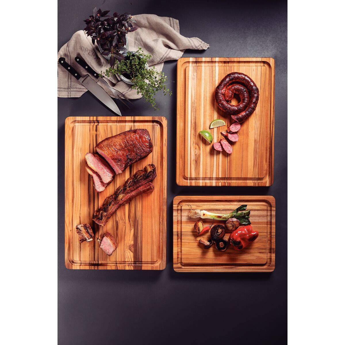 TABLA DE TECA PARA PRESENTACION Y CORTE 40 X 30 X 3CM - CHURRASCO PREMIUM