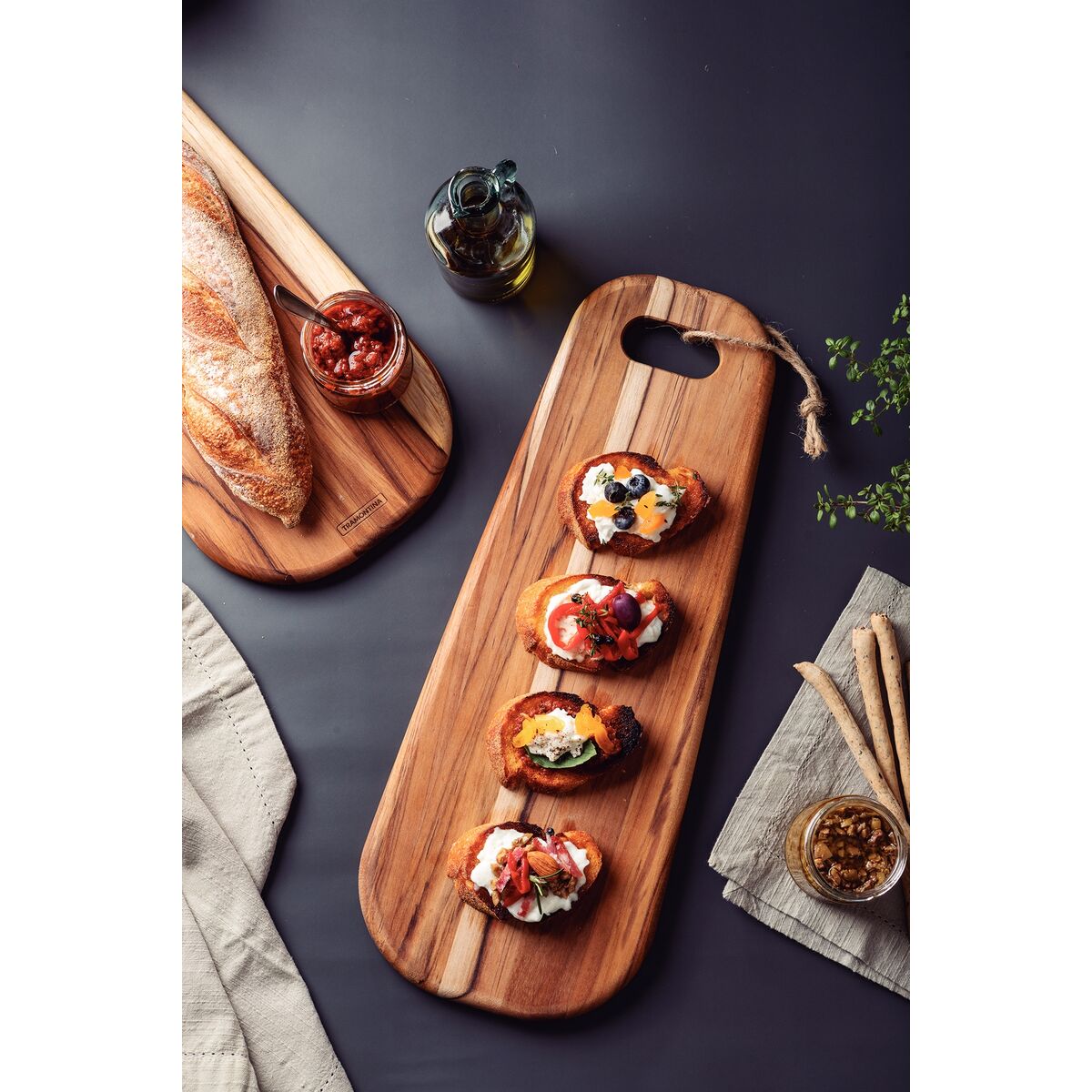 TABLA DE TECA PARA SERVICIO Y PRESENTACION 48 X 19 X 1,8CM - PROVENCE FSC