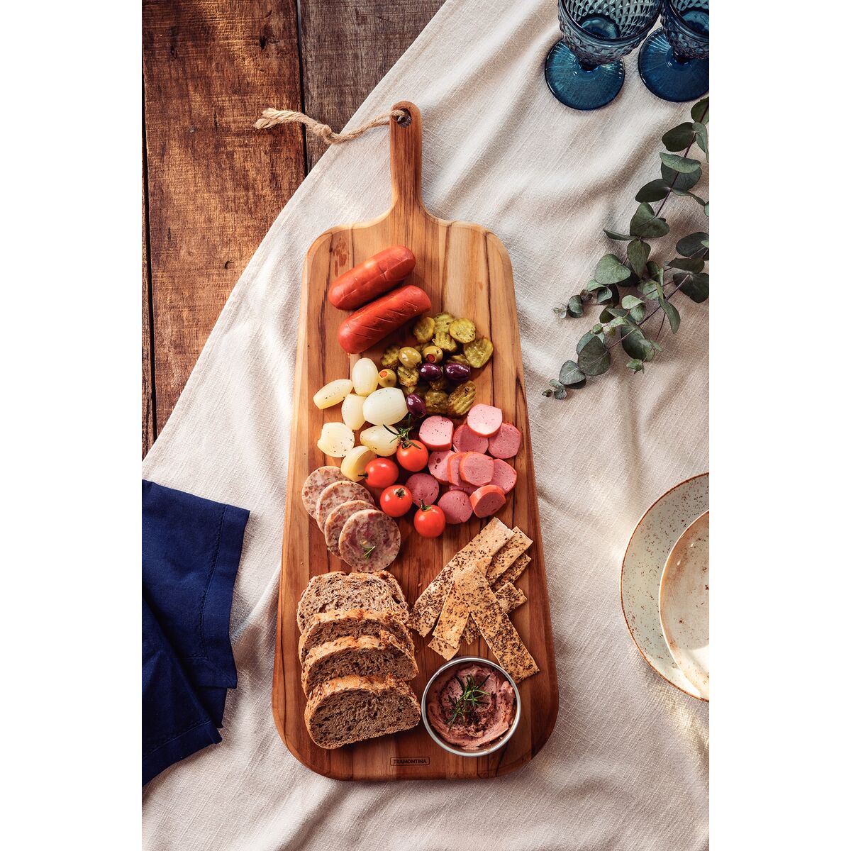 TABLA DE TECA PARA SERVICIO Y PRESENTACION 65 X 27 X 1,8CM - PROVENCE FSC