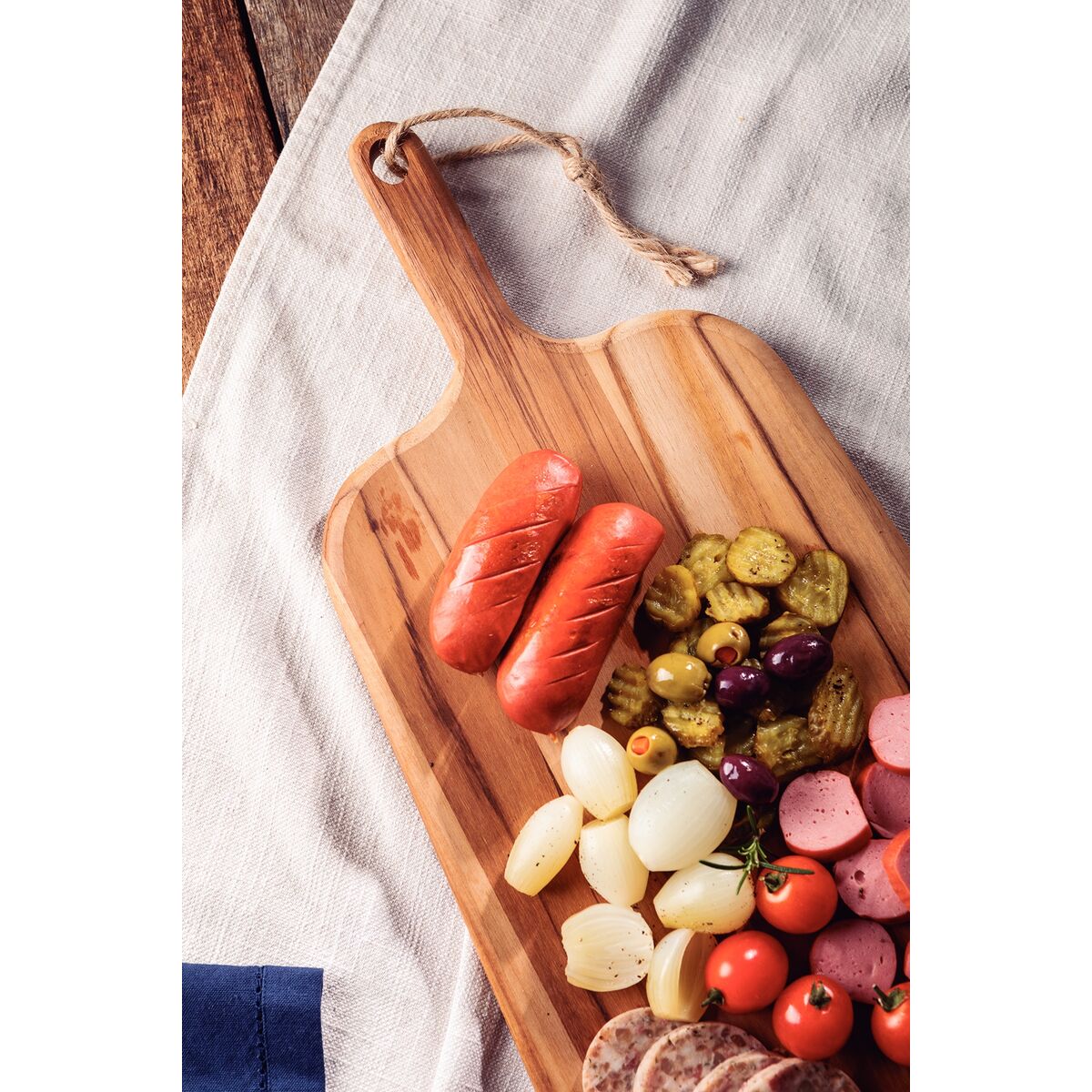 TABLA DE TECA PARA SERVICIO Y PRESENTACION 65 X 27 X 1,8CM - PROVENCE FSC