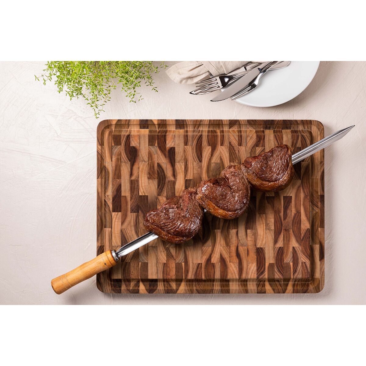 TABLA DE TECA PARA PRESENTACION Y CORTE 45 X 34 X 3CM - CHURRASCO ESSENCIAL