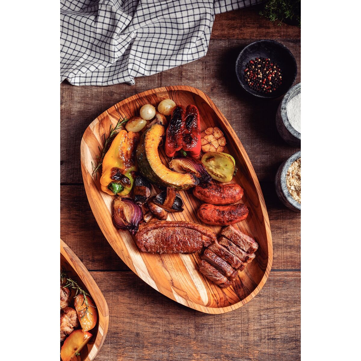 TABLA DE TECA PARA SERVICIO Y PRESENTACION 44 X 33 X 5CM - CHURRASCO PREMIUM