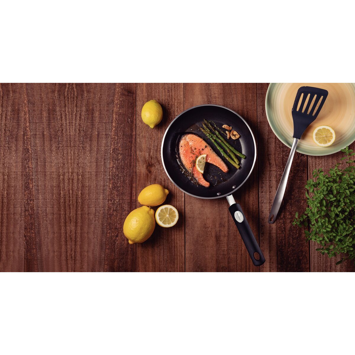 SARTÉN DE ALUMÍNIO CON ANTIADHERENTE 24CM - 1,60L. - PROFESSIONAL