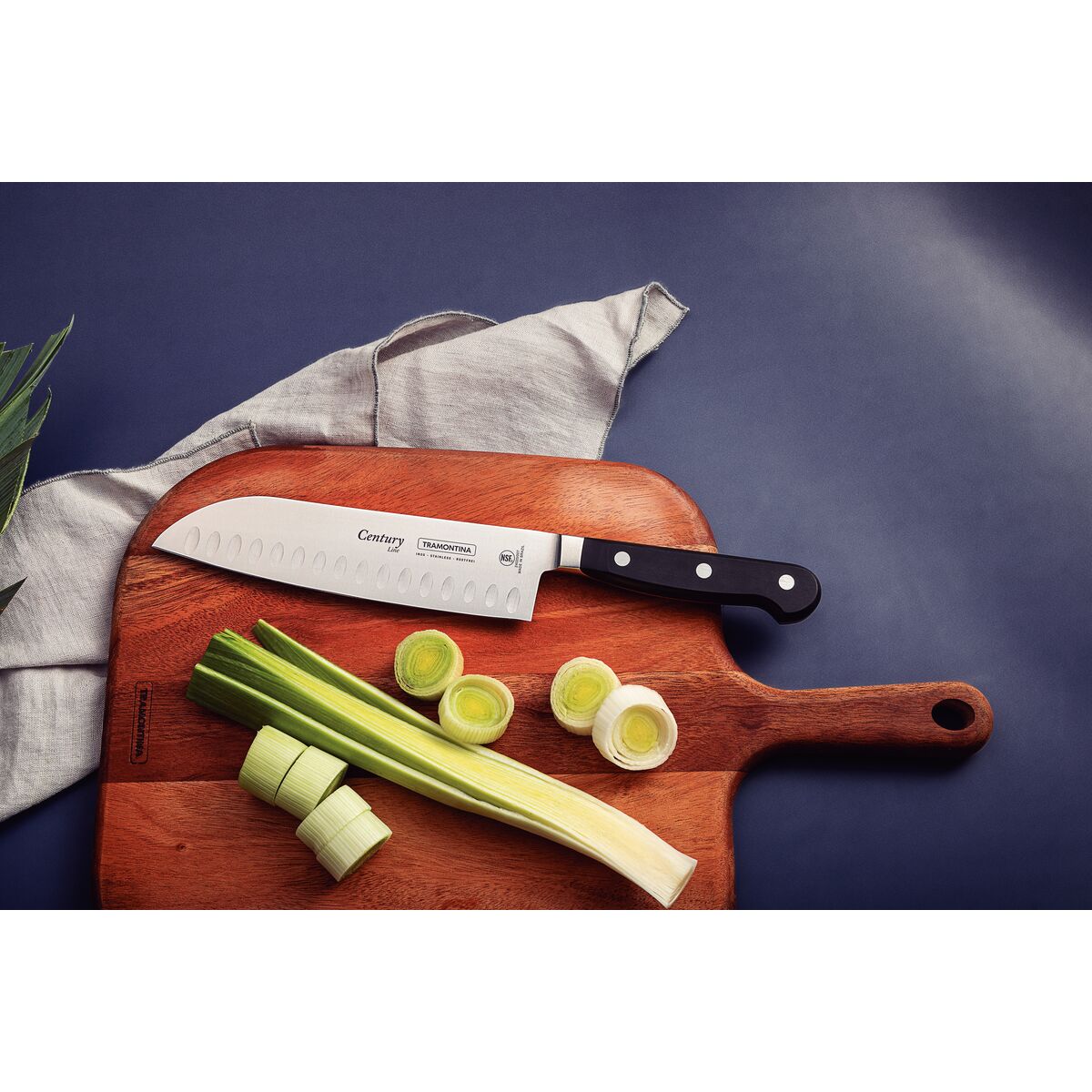 Cuchillo Santoku Century NSF 18 cm Tramontina