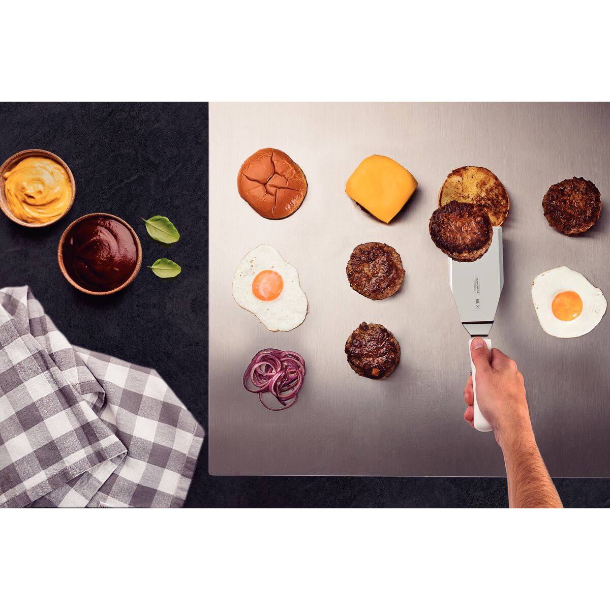 ESPÁTULA ACODADA PARA HAMBURGUESA 15 X 7,5 CM - PROFESSIONAL NSF