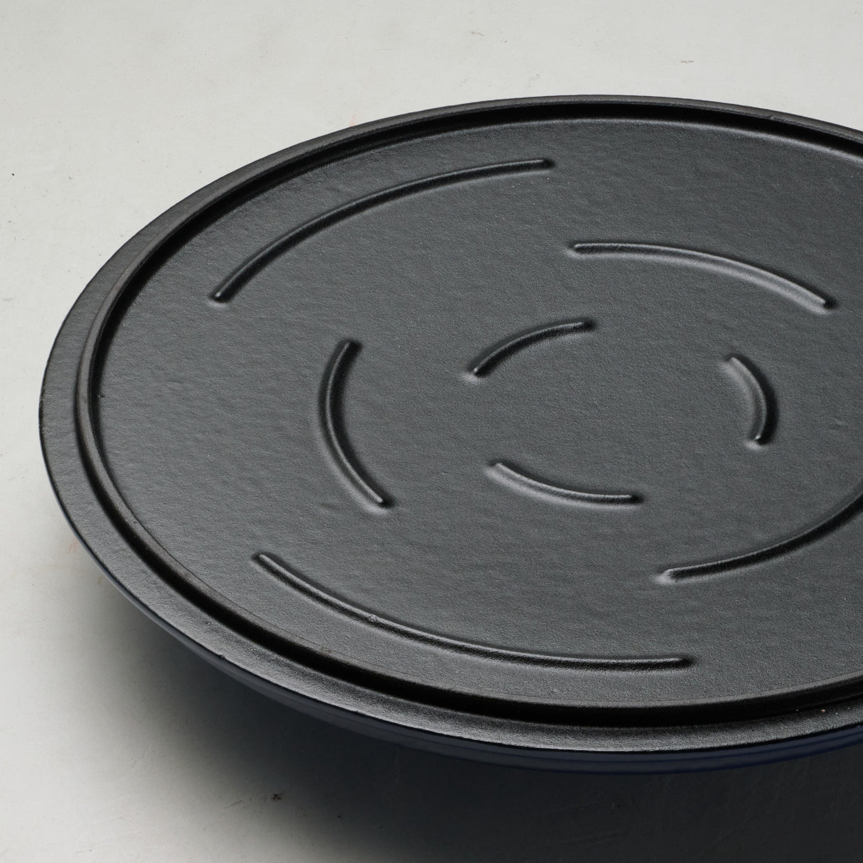 Tramontina Cazuela Baja con Tapa de Hierro Fundido Esmaltado Latte 30 cm - 3,8 L