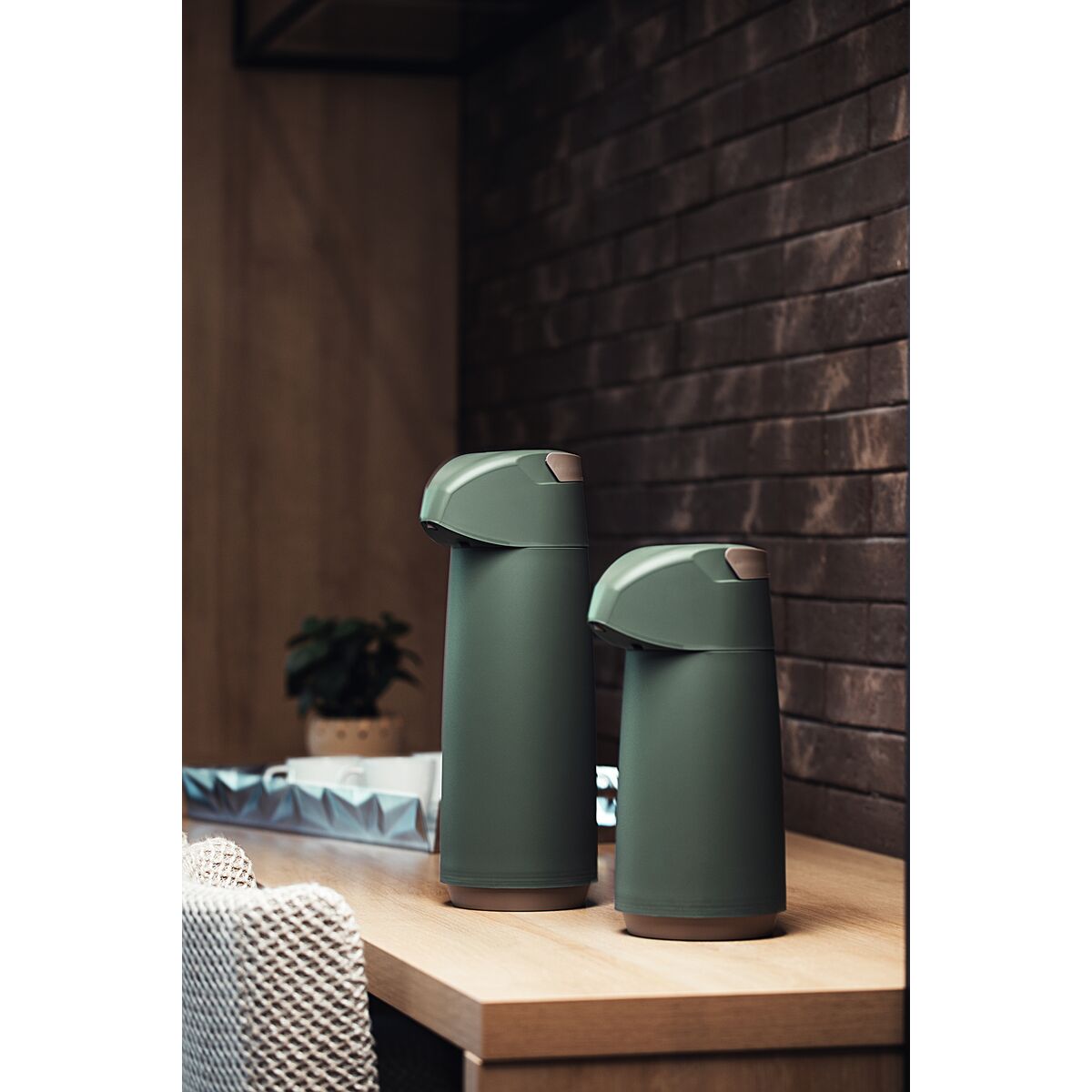 TERMO CON SIFÓN 1L. - VERDE