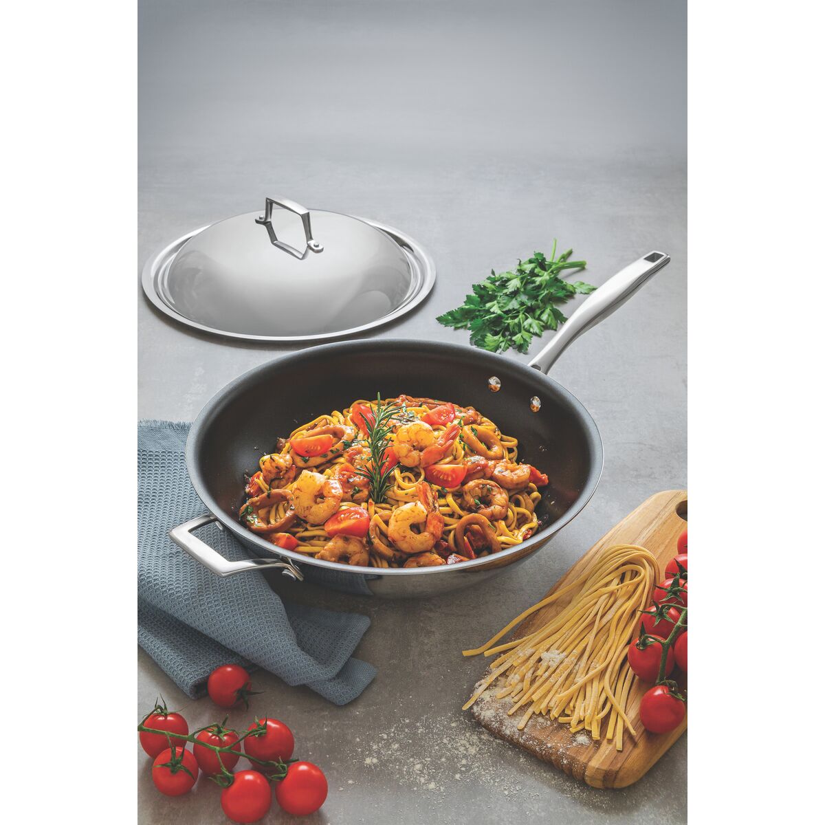WOK CON ANTIADHERENTE 32CM - 5,20L. - TRI-PLY GRANO