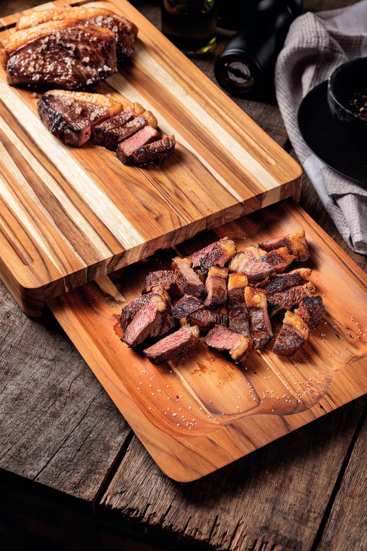 Tramontina Juego de Tabla + Bandeja de Madera de Teca Churrasco Premium 40 x 30 cm