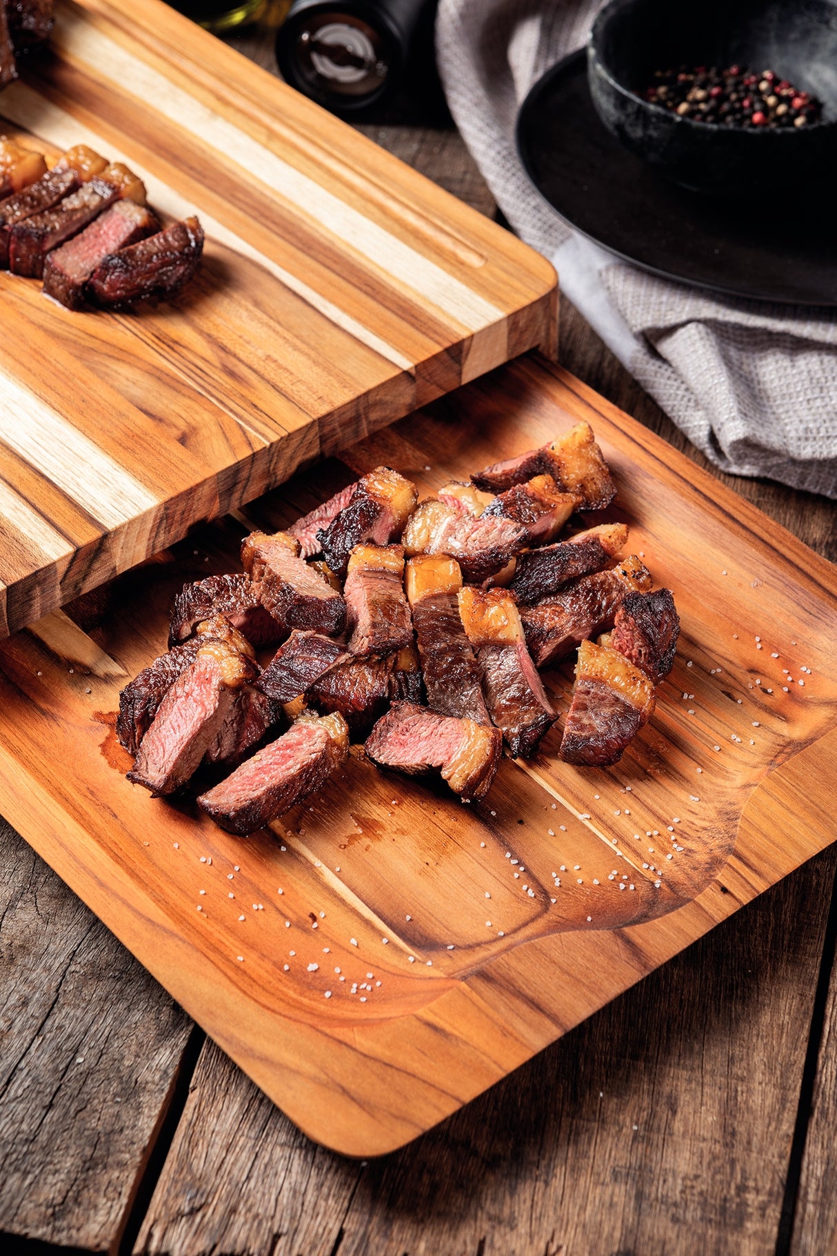 Tramontina Juego de Tabla + Bandeja de Madera de Teca Churrasco Premium 40 x 30 cm