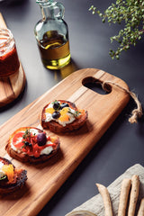 Tabla de Madera Teca certificada para Cortar y Servir Provence 48 x 19 cm